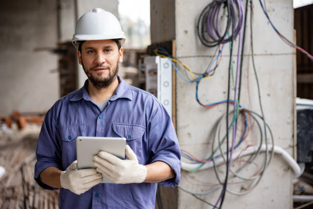 Best Emergency Electrical Repair  in Northwoods, MO